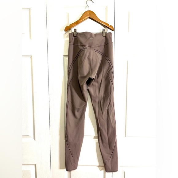 Lululemon Get In Line Super High Rise Tight size 6 - Picture 12 of 16